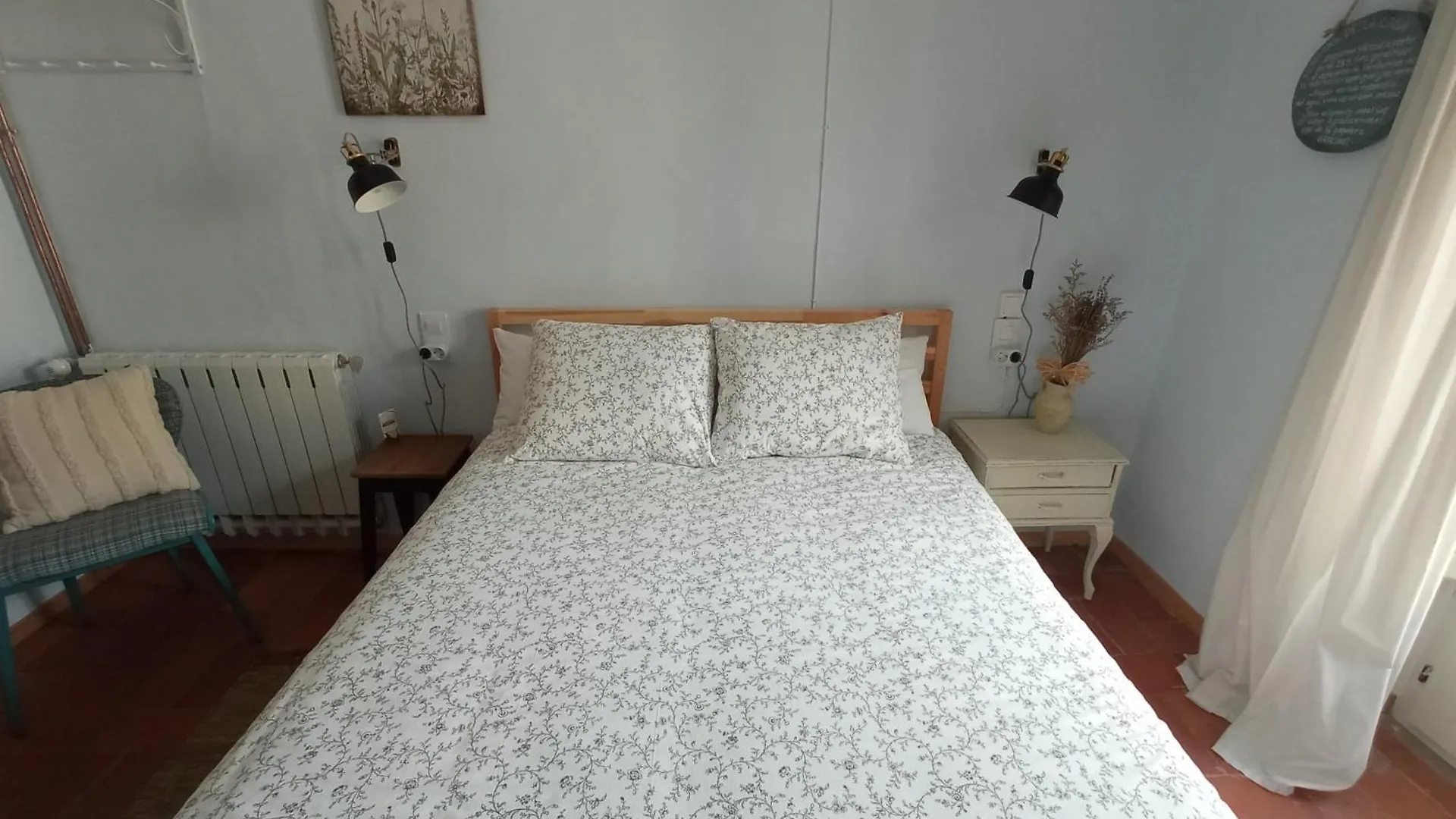 Les Magranes Bed & Breakfast Argelaguer