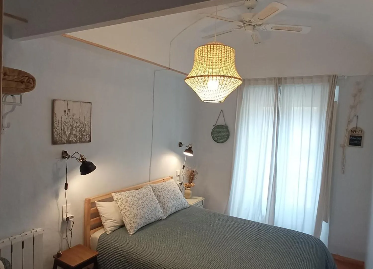 Les Magranes Bed & Breakfast Argelaguer