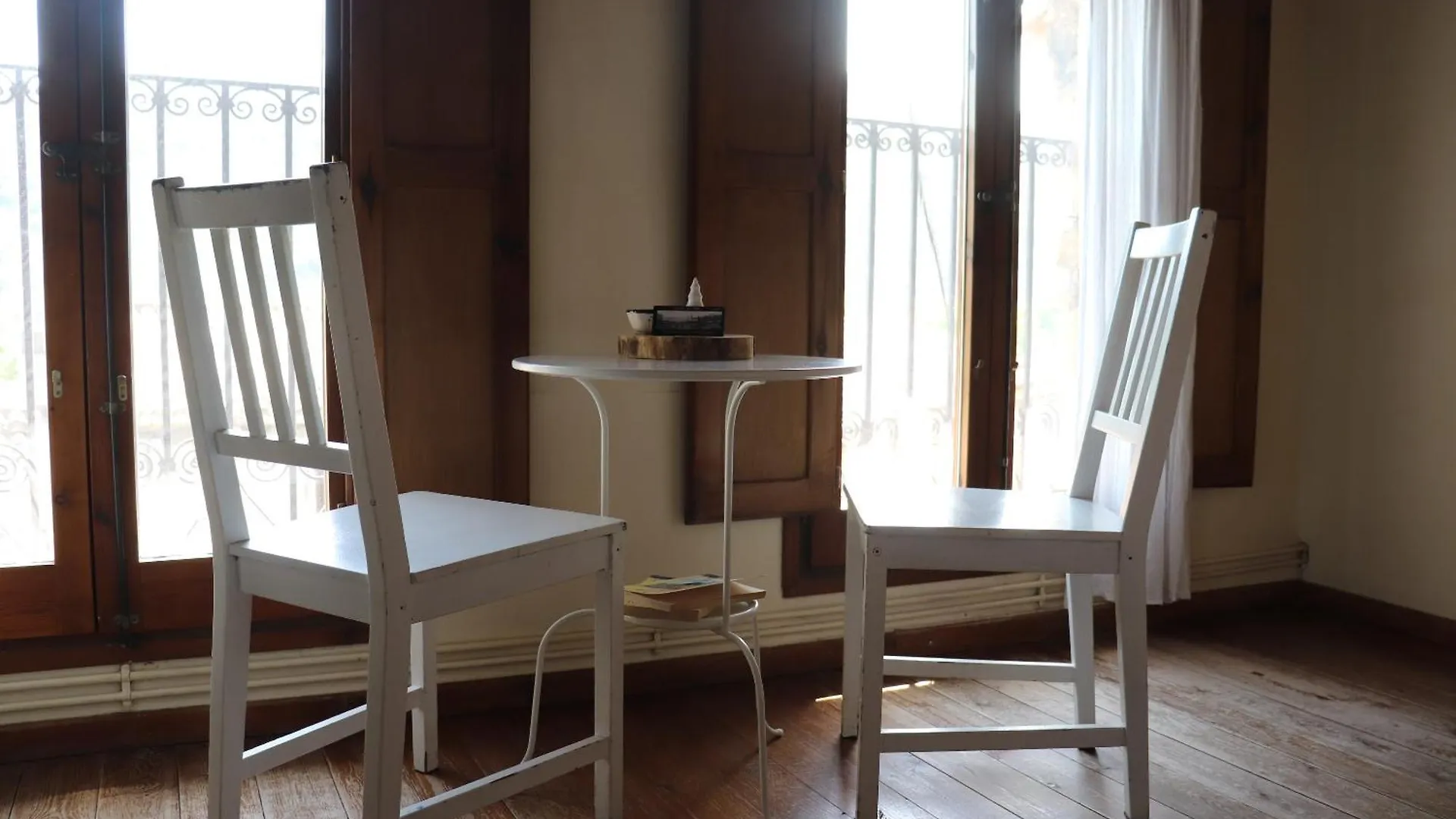 Les Magranes Bed & Breakfast Argelaguer Spain