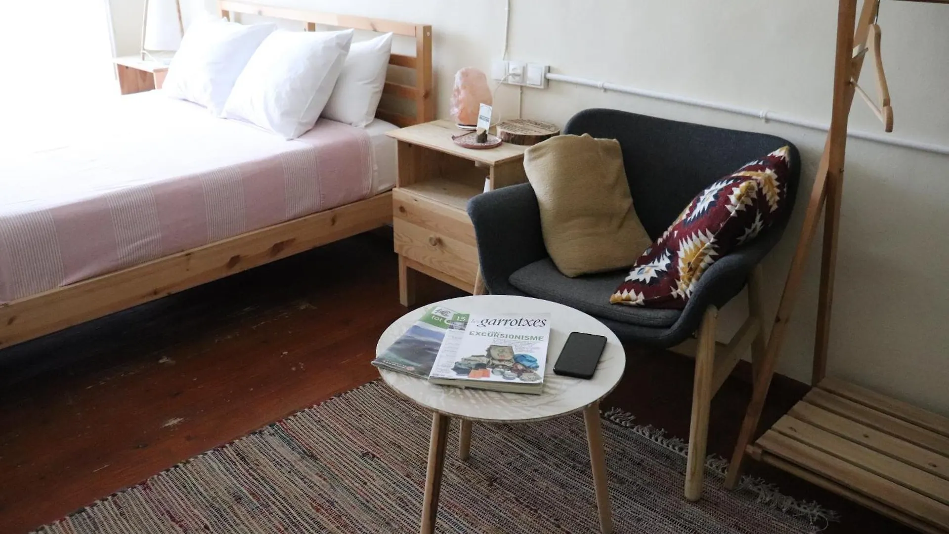 Les Magranes Bed & Breakfast Argelaguer